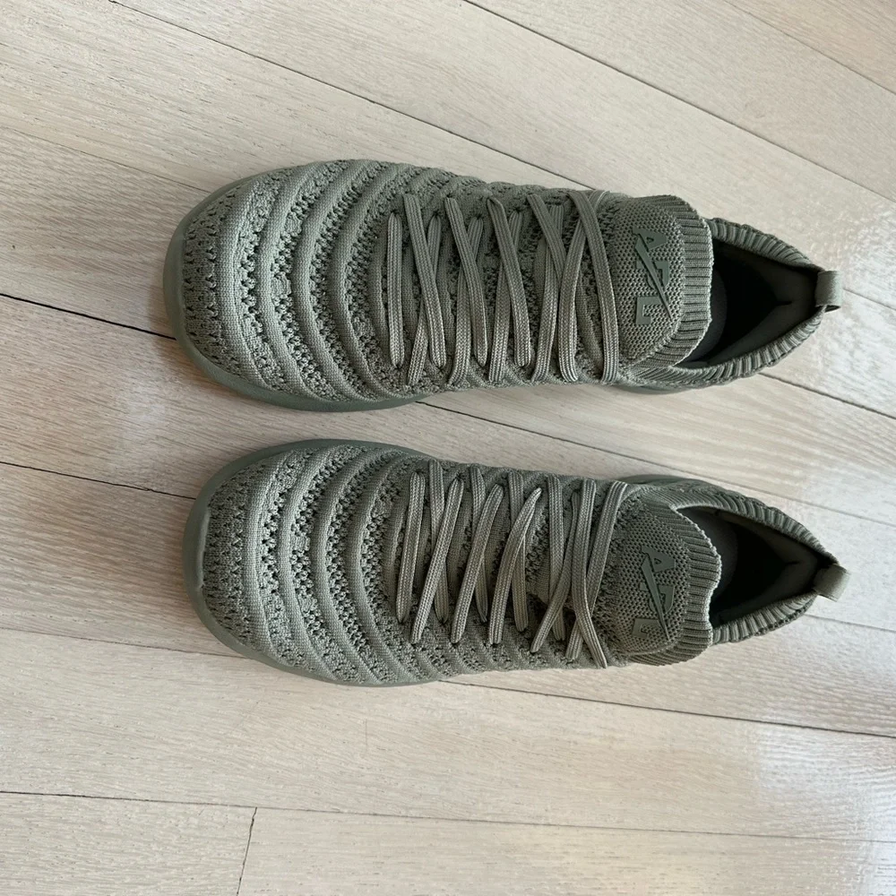 NWOT APL Women's TechLoom Wave Size 7 Sage Green - Picture 2 of 8